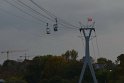 Einsatz BF Hoehenretter Koelner Seilbahn Hoehe Zoobruecke P2089